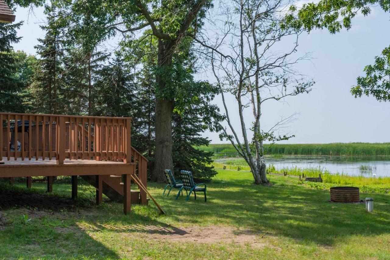 Lakeview & Wildlife Au Gres Exterior photo
